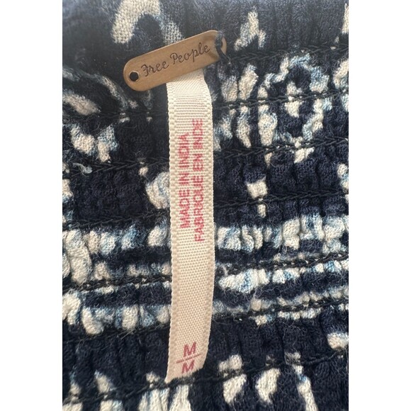 Free People Wide Leg Crop Pant Medium Slit Boho Coastal Beach Elastic Waist Navy - Picture 4 of 8